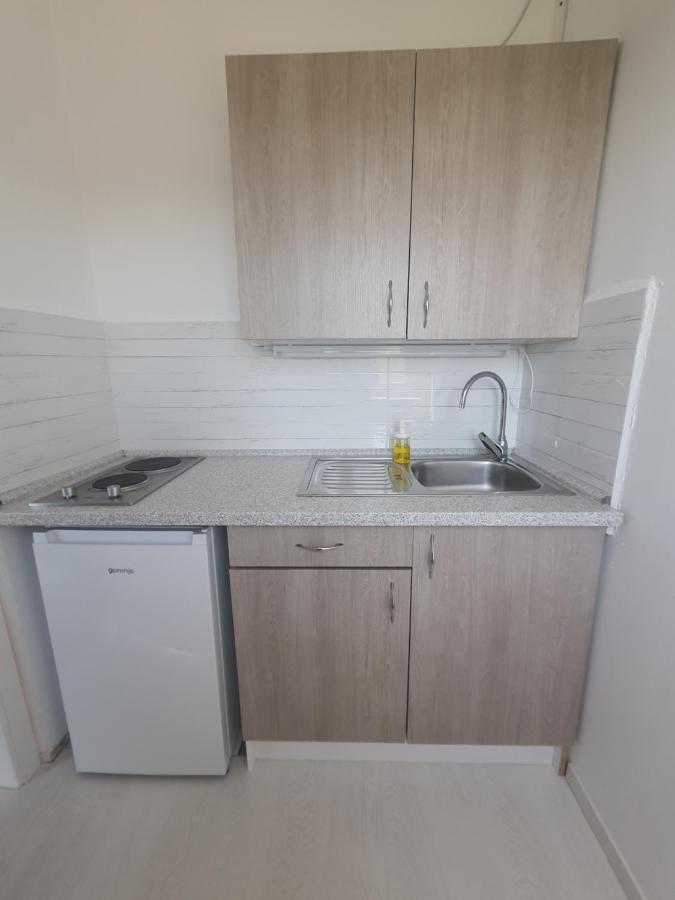 Hegyalja Apartman มิชโคลซ์ ภายนอก รูปภาพ